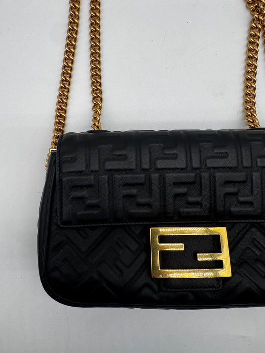 BLACK FENDI BAGUETTE (NEW ARRIVAL!)