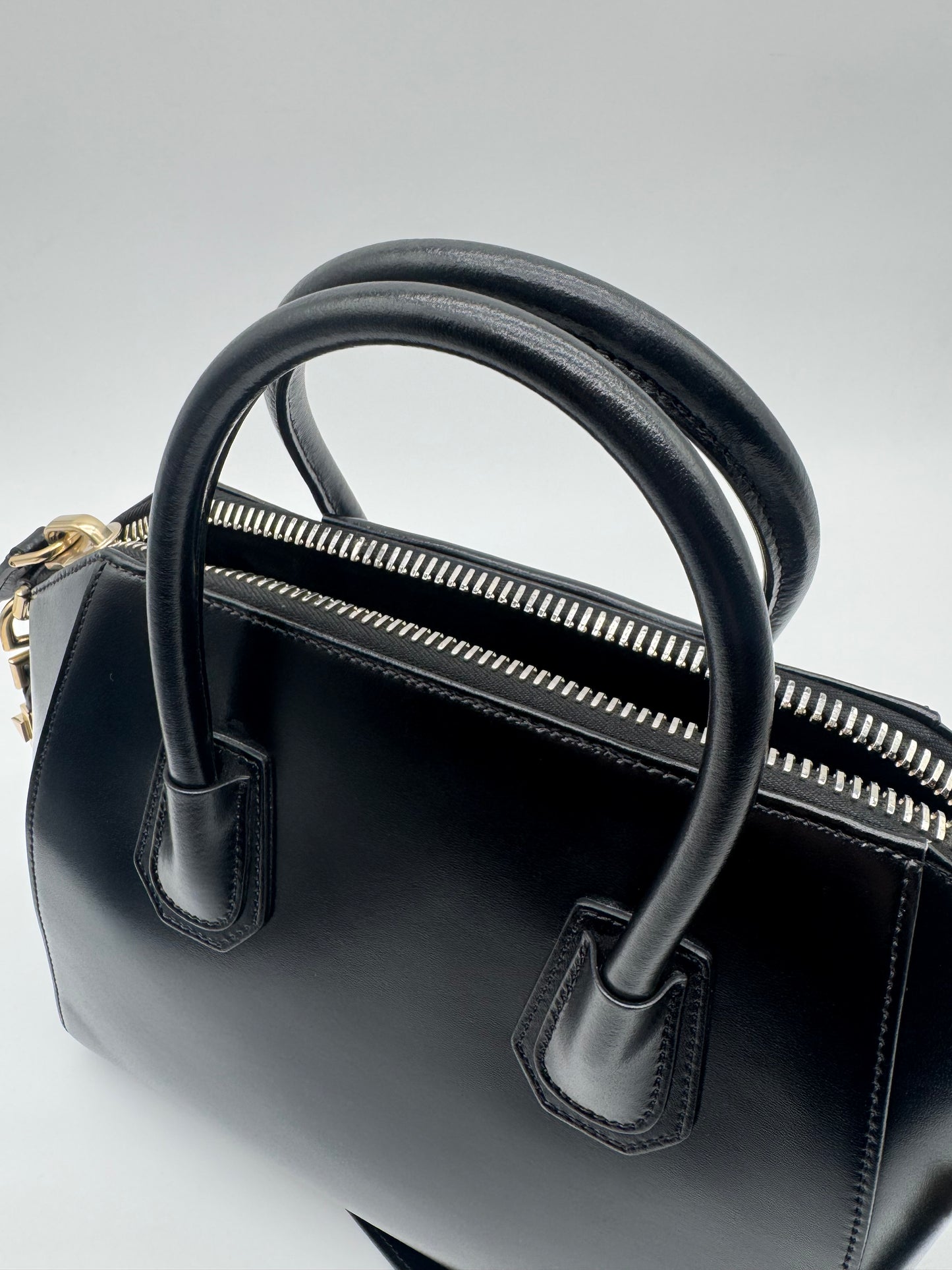 GIVENCHY ANTIGONA SMALL LAMBSKIN TOTE