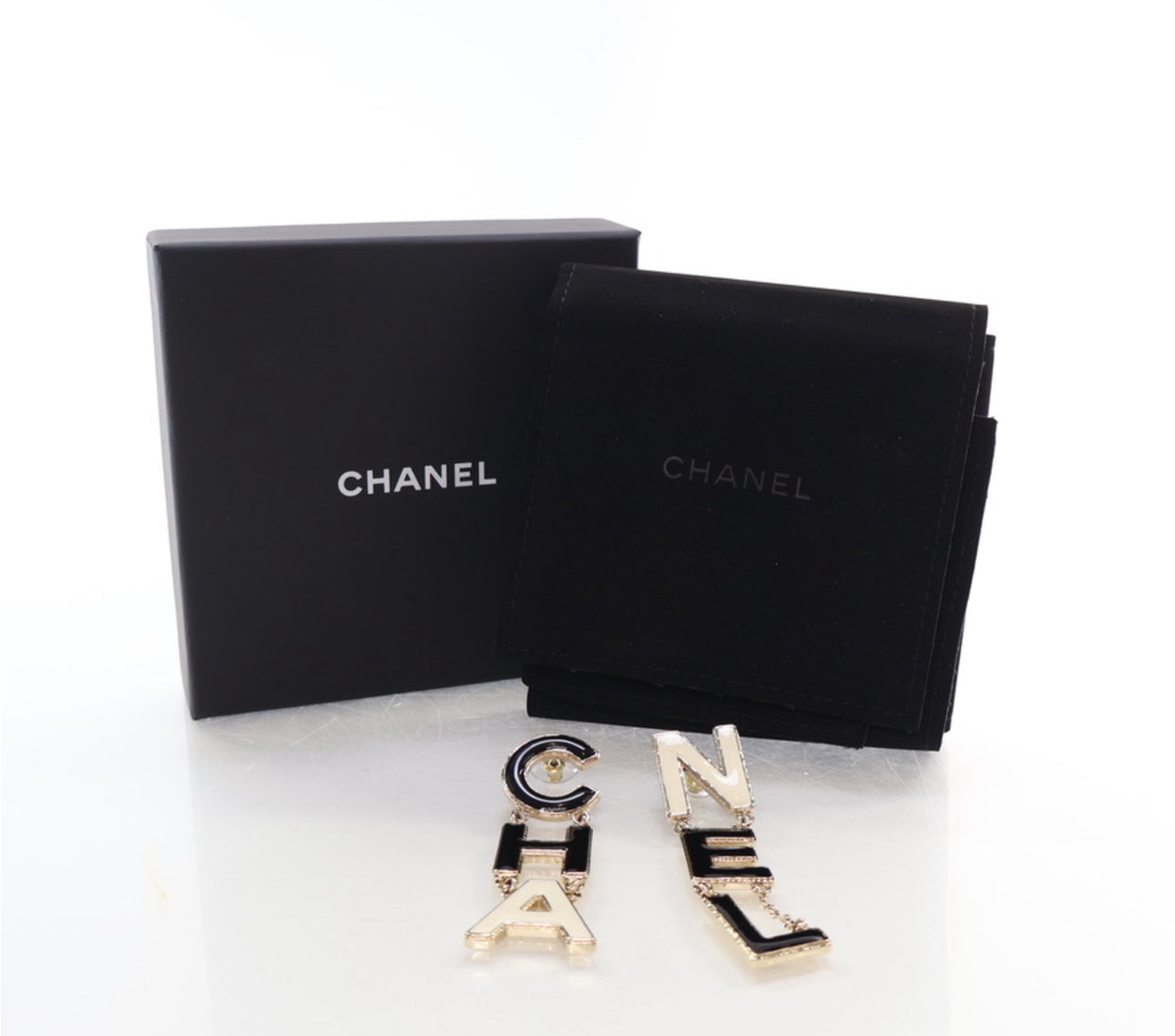 CHANEL LOGO EARRINGS (AUTHENTIC)