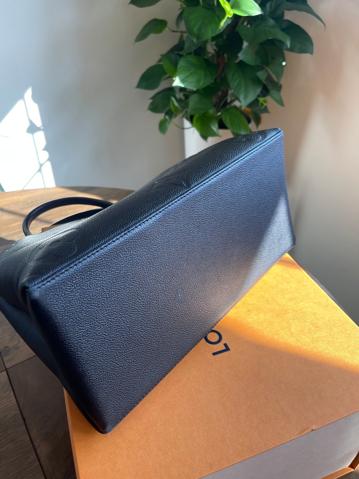 LOUIS VUITTON GRAND PALAIS MM EMPREINTE TOTE
