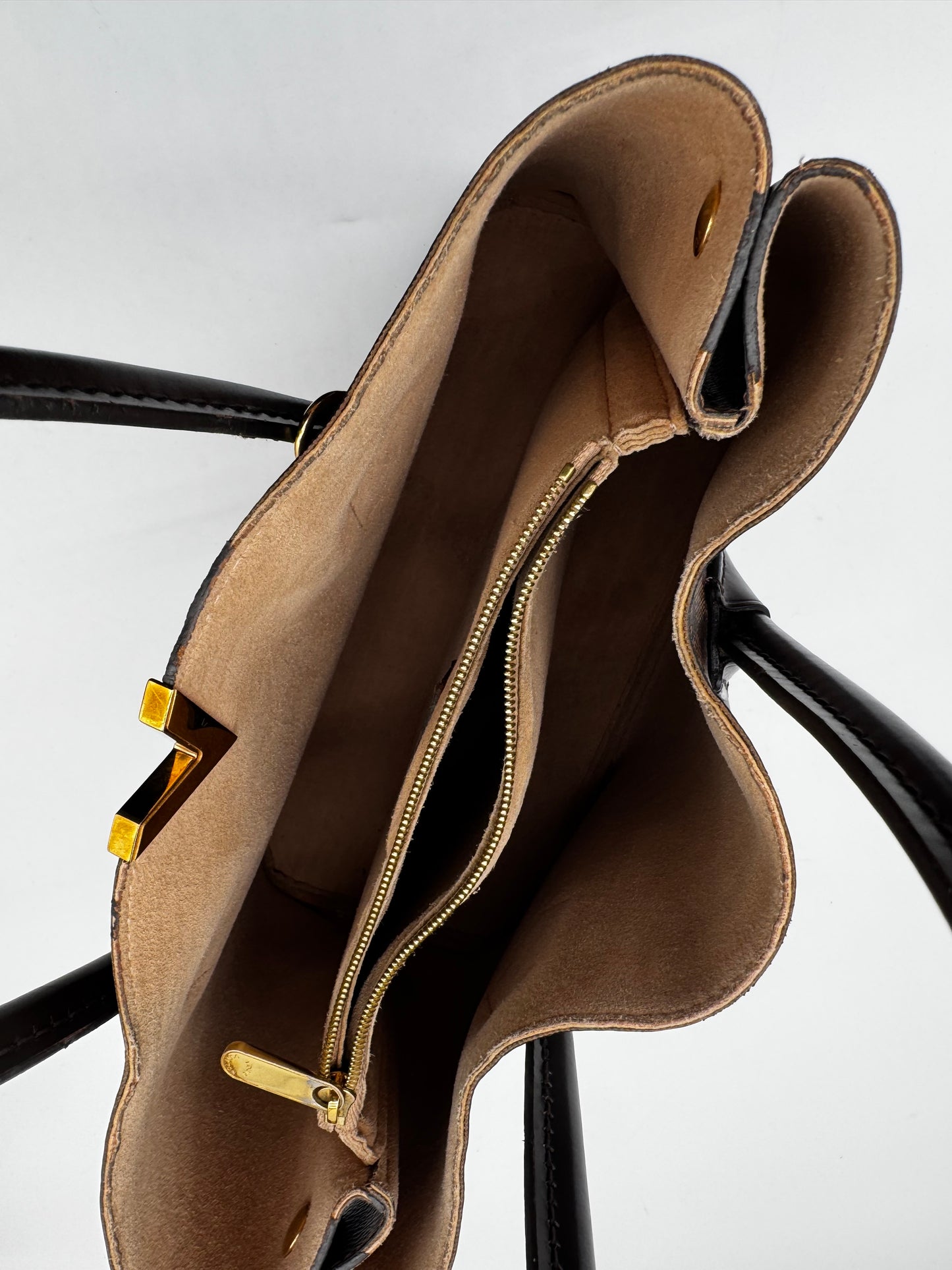 LOUIS VUITTON TOTE WITH KEY POUCH INCLUDED