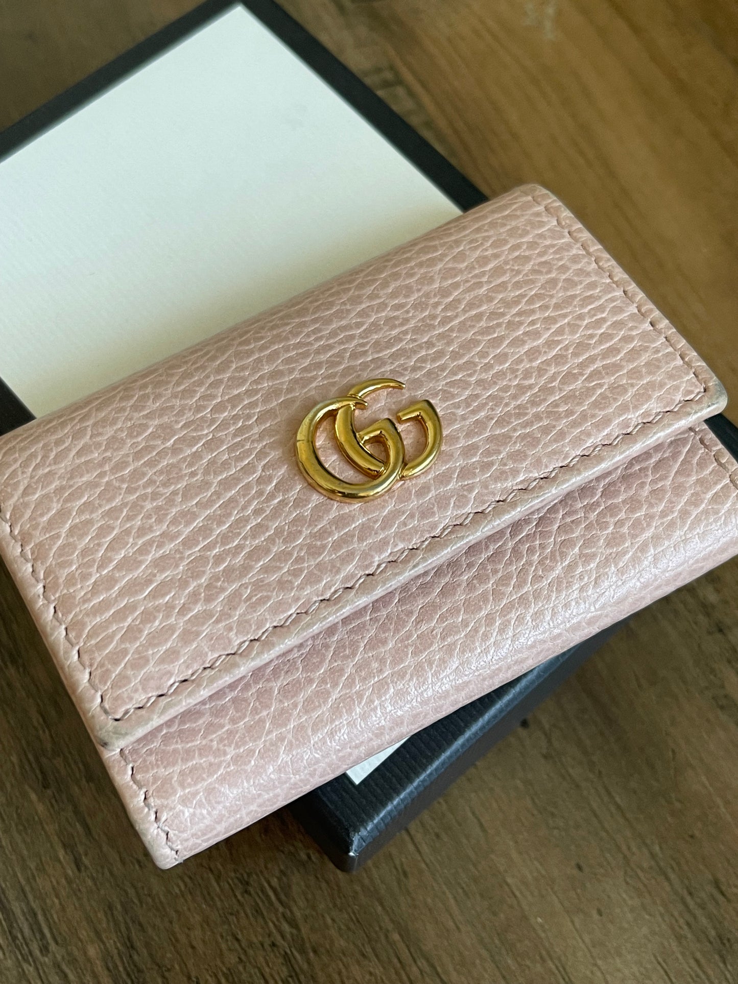 PINK GUCCI KEY HOLDER
