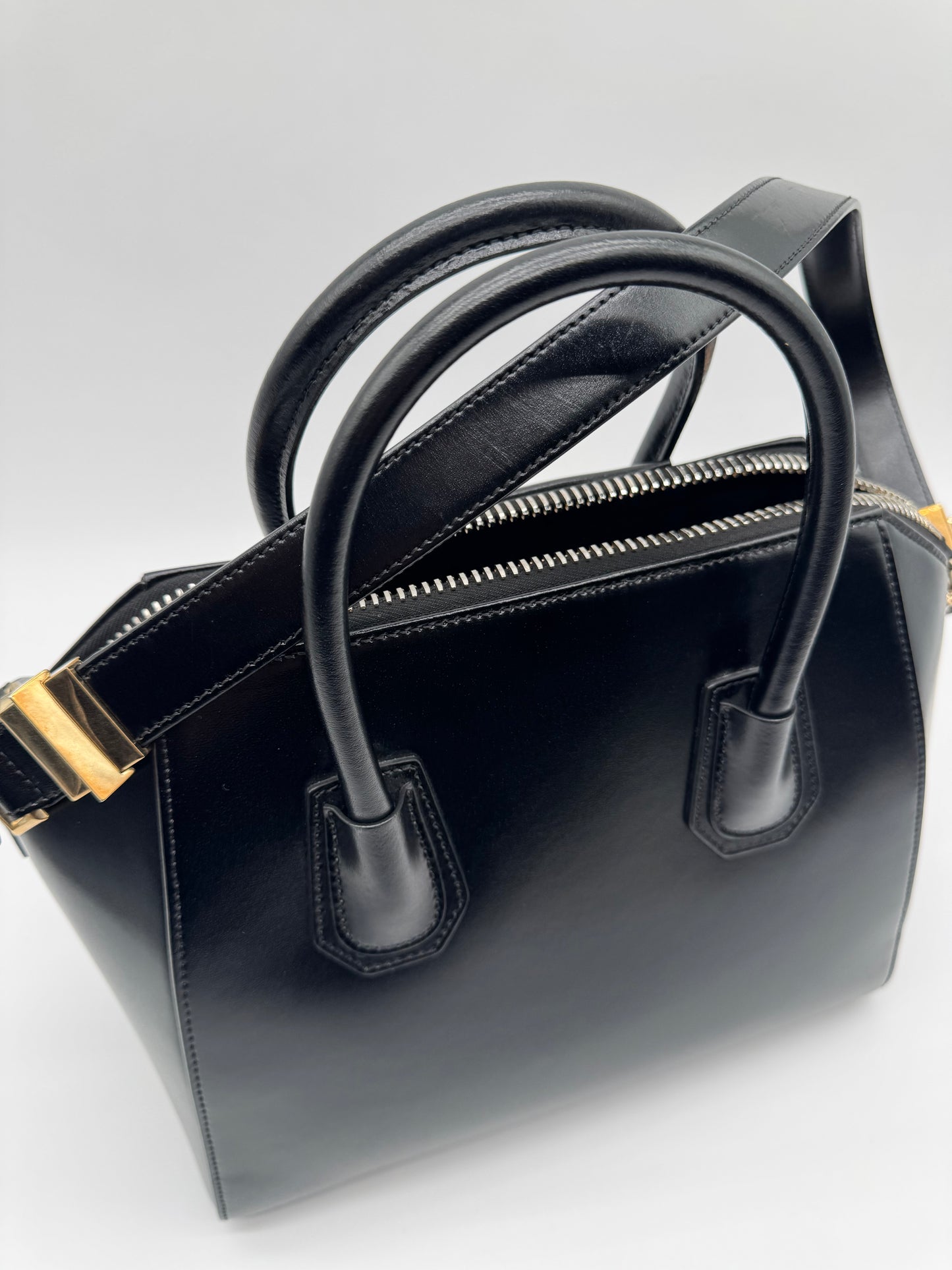 GIVENCHY ANTIGONA SMALL LAMBSKIN TOTE