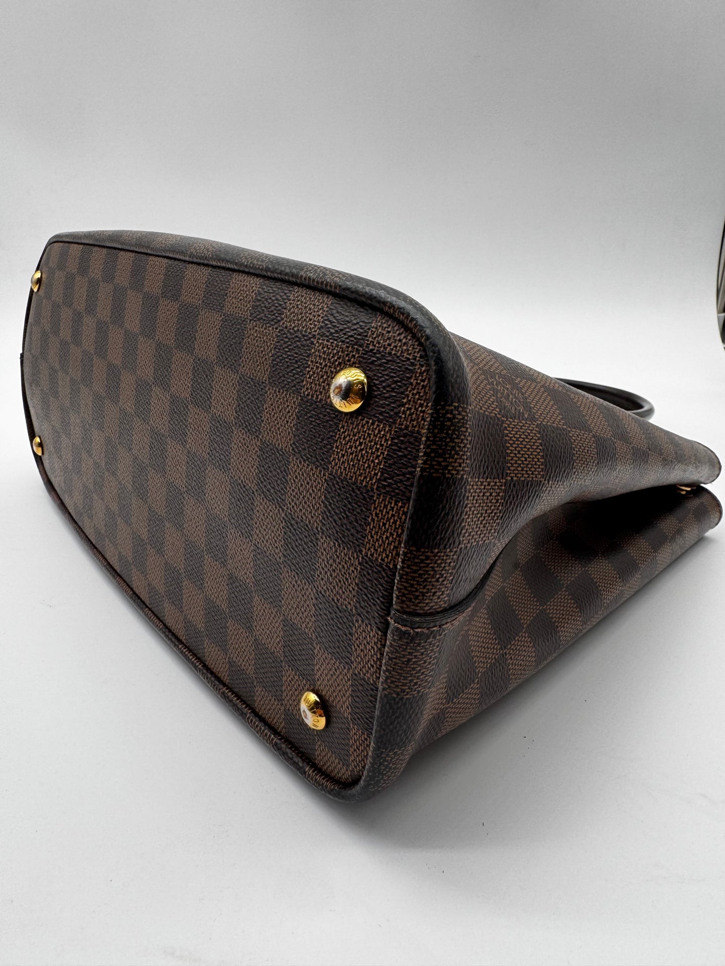 LOUIS VUITTON TOTE WITH KEY POUCH INCLUDED