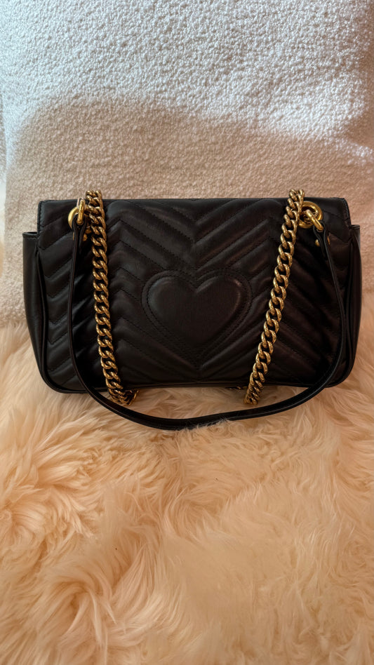 Gucci GG Marmont Medium should bag