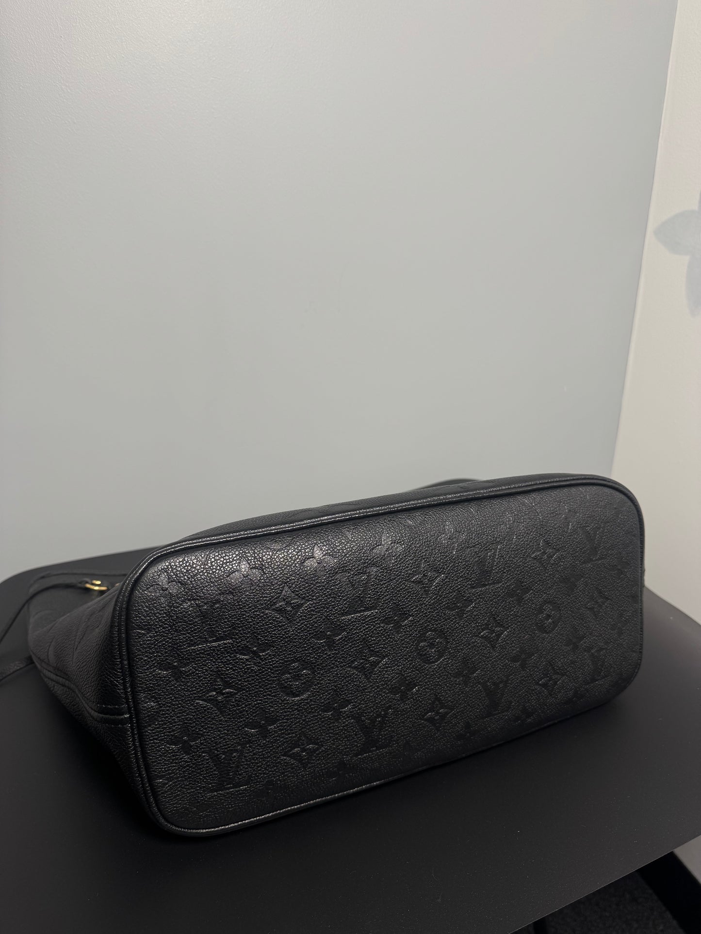 NEVERFULL EMPREINTE BLACK MM SHOULDER BAG LOUIS VUITTON