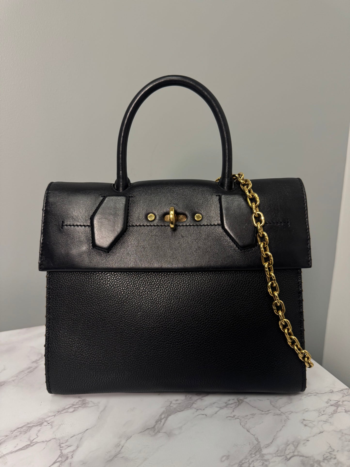 LOUIS VUITTON BLACK STEAMER WITH GOLD CHAIN