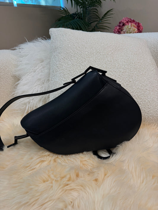 MEDIUM DIOR SADDLE LEATHER BLACK HARDWARE