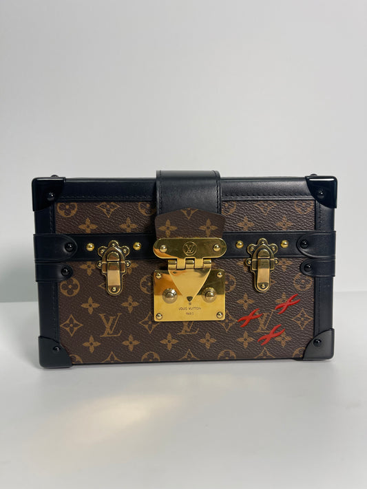LOUIS VUITTON PETITE MALLE TRUNK CHIPPED FULL SET