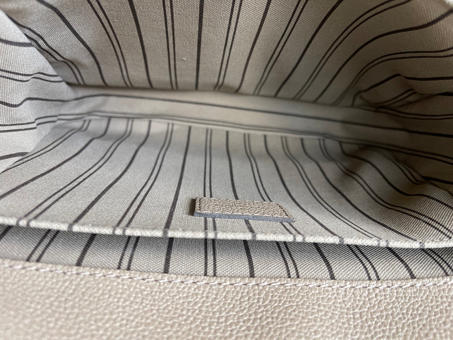 LOUIS VUITTON POCHETTE MÉTIS