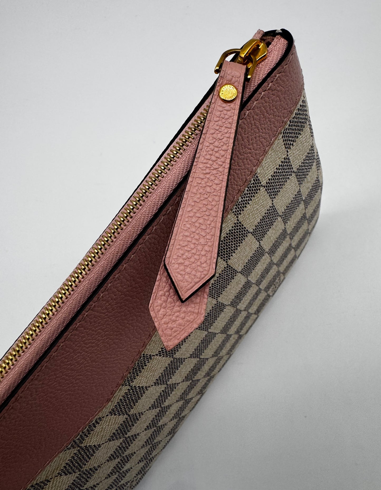 LOUIS VUITTON TOILETRY POUCH AZUR DAMIER PINK INTERIOR