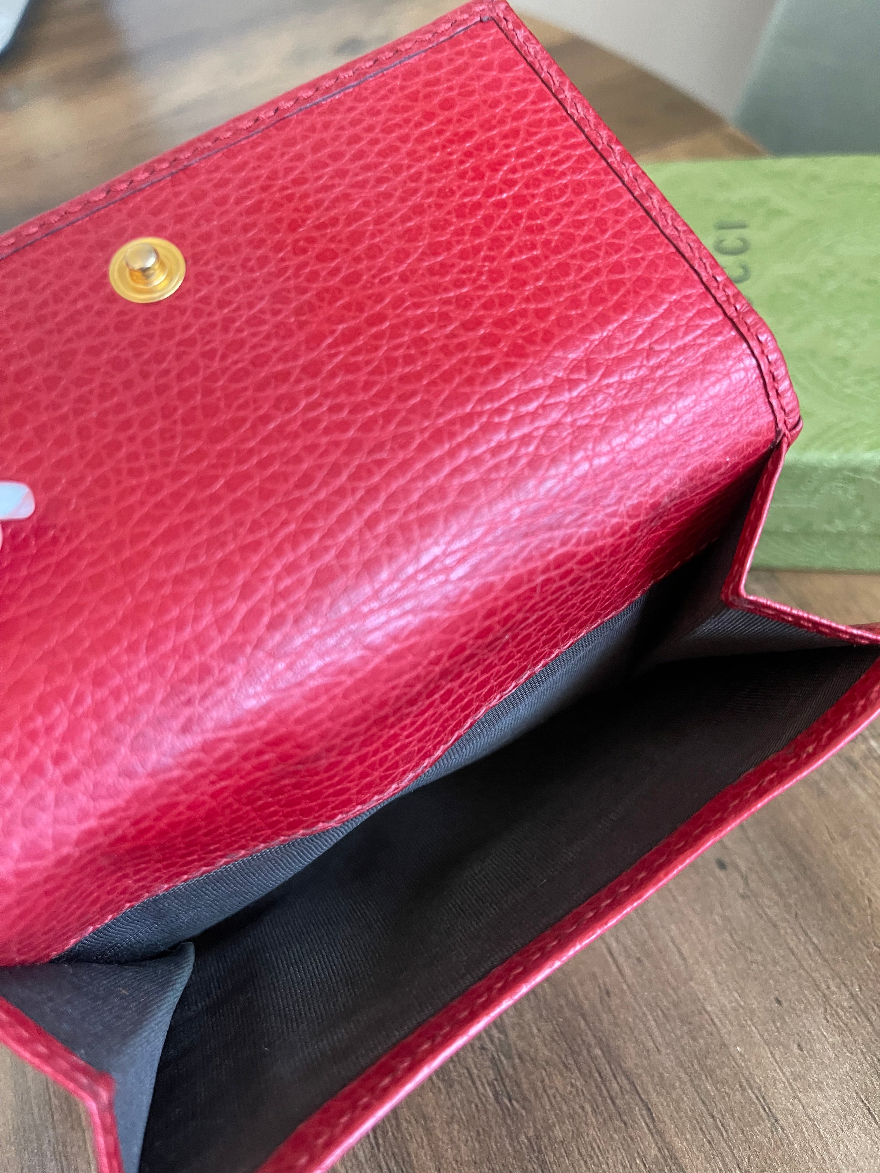 GUCCI RED BI FOLD WALLET – OC LUXURY BAGS