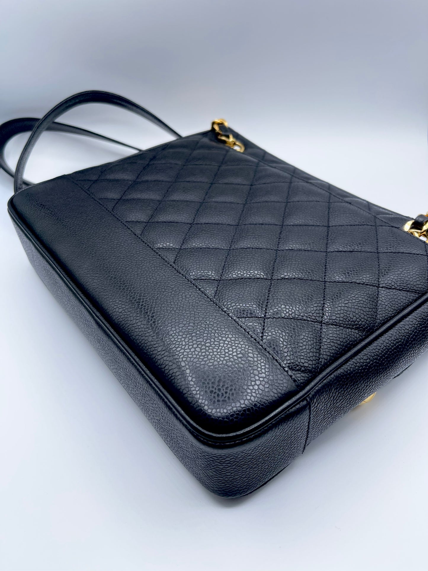 BLACK CHANEL CAVIAR SHOULDER BAG WITH GOLD HARDWARE LONG STRAPS