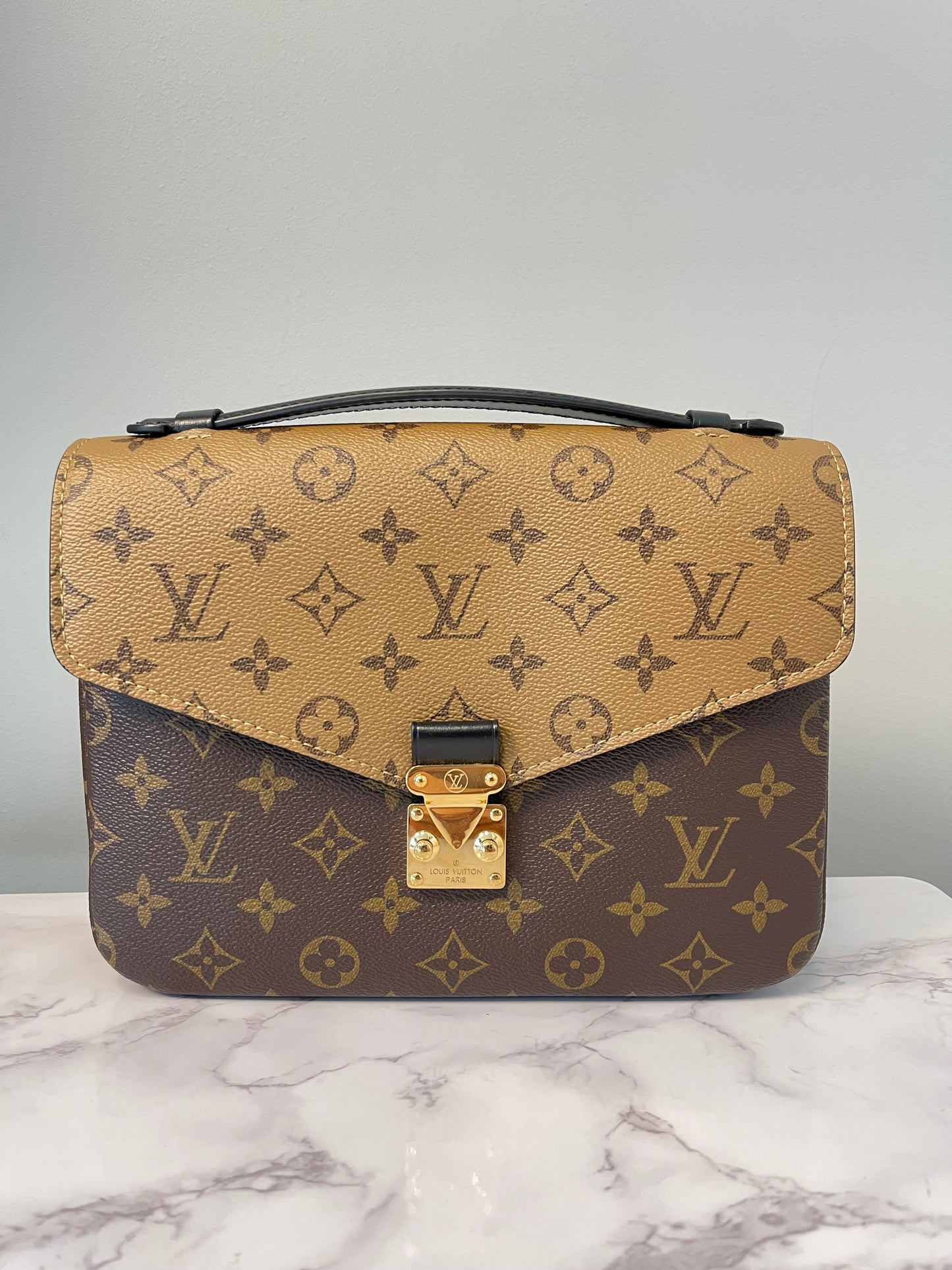 LOUIS VUITTON REVERSE MONOGRAM POCHETTE MÉTIS (LIKE-NEW!)