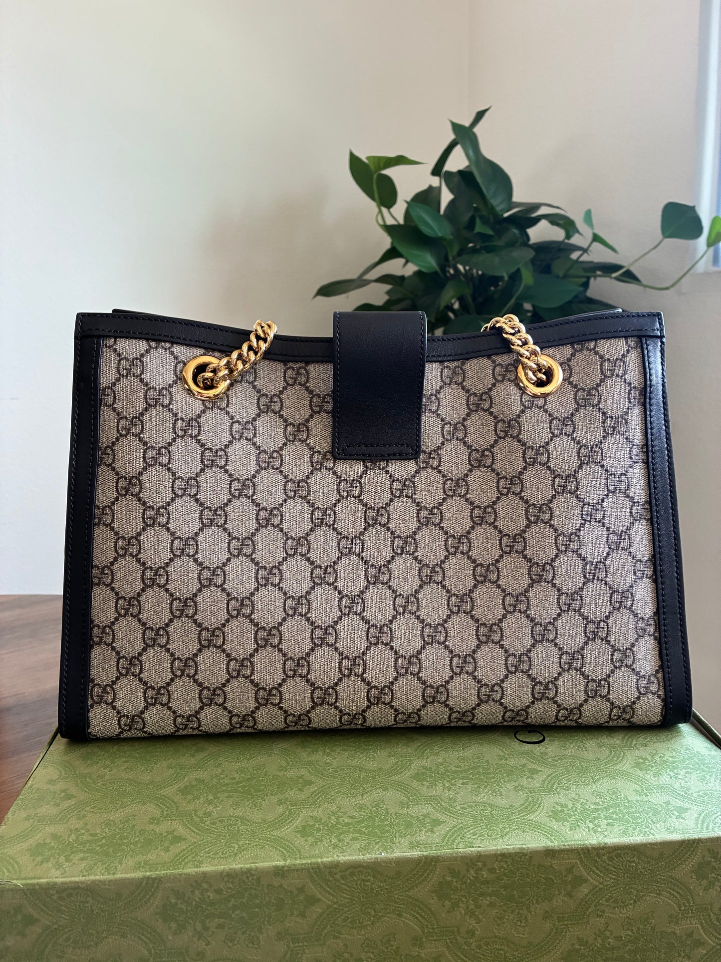 BLACK GUCCI PADLOCK TOTE