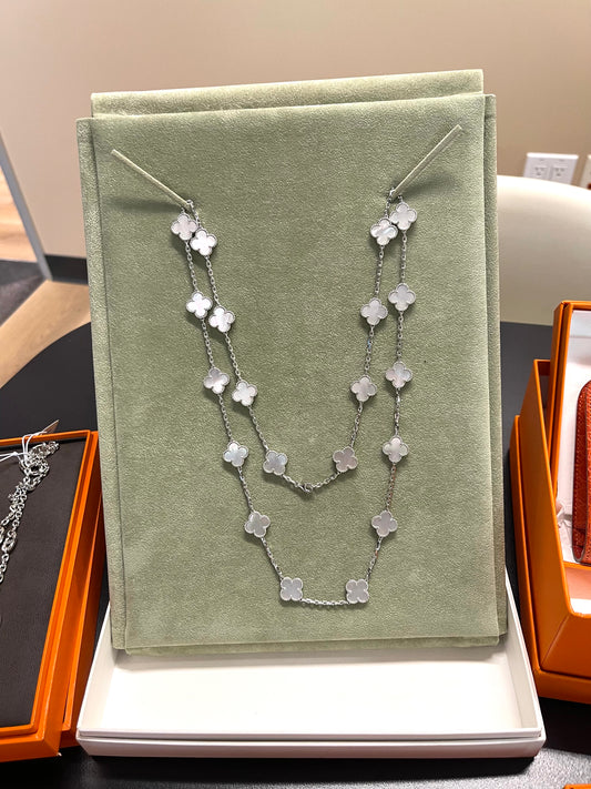 VAN CLEEF 20 MOTIF MOTHER OF PEARL NECKLACE