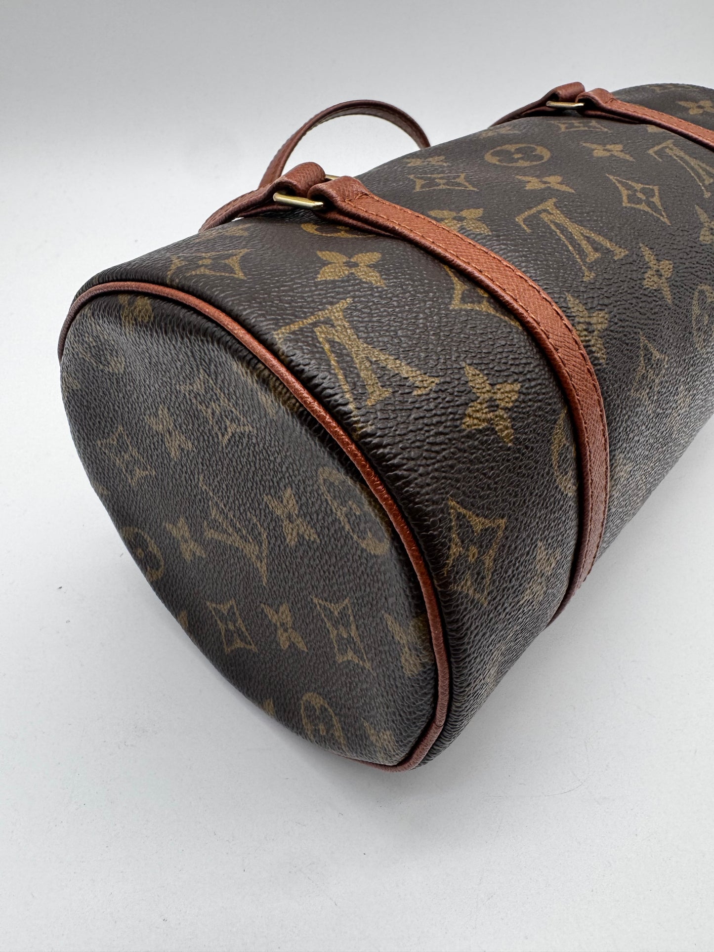LOUIS VUITTON PAPILLON 26 MONOGRAM