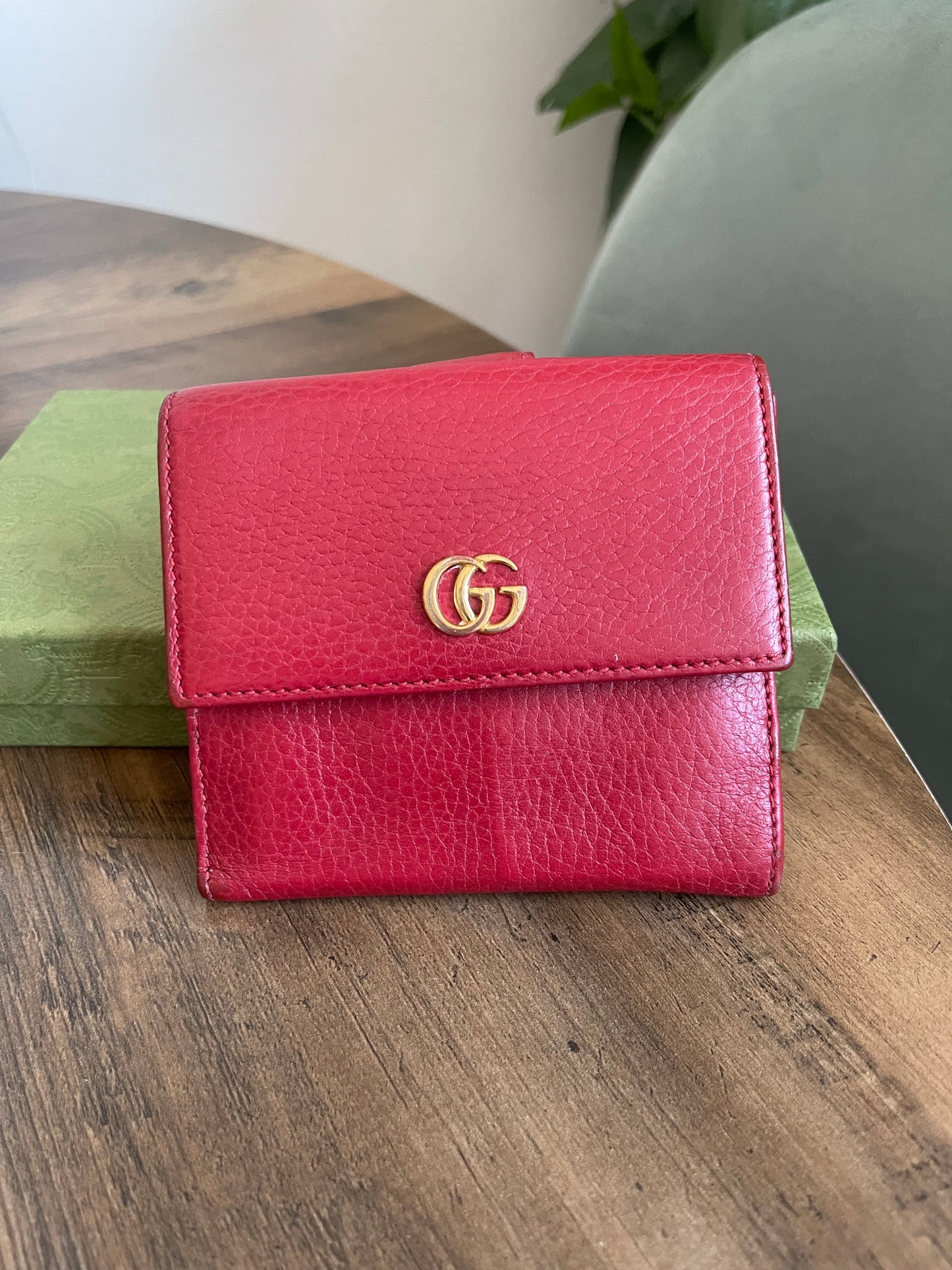 GUCCI RED BI FOLD WALLET