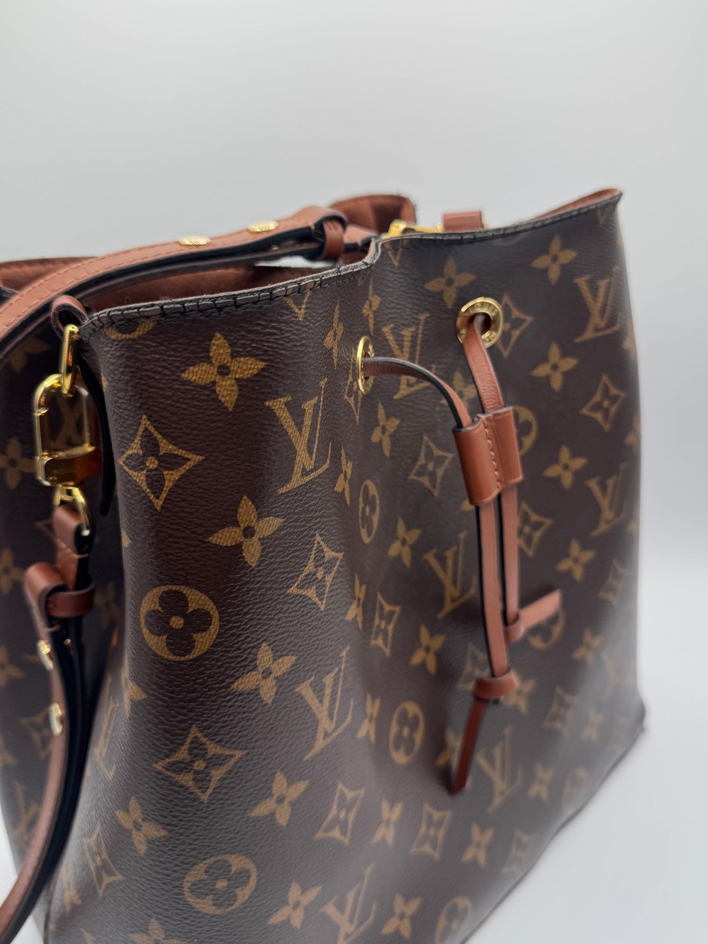 LOUIS VUITTON NEO NOE MONOGRAM