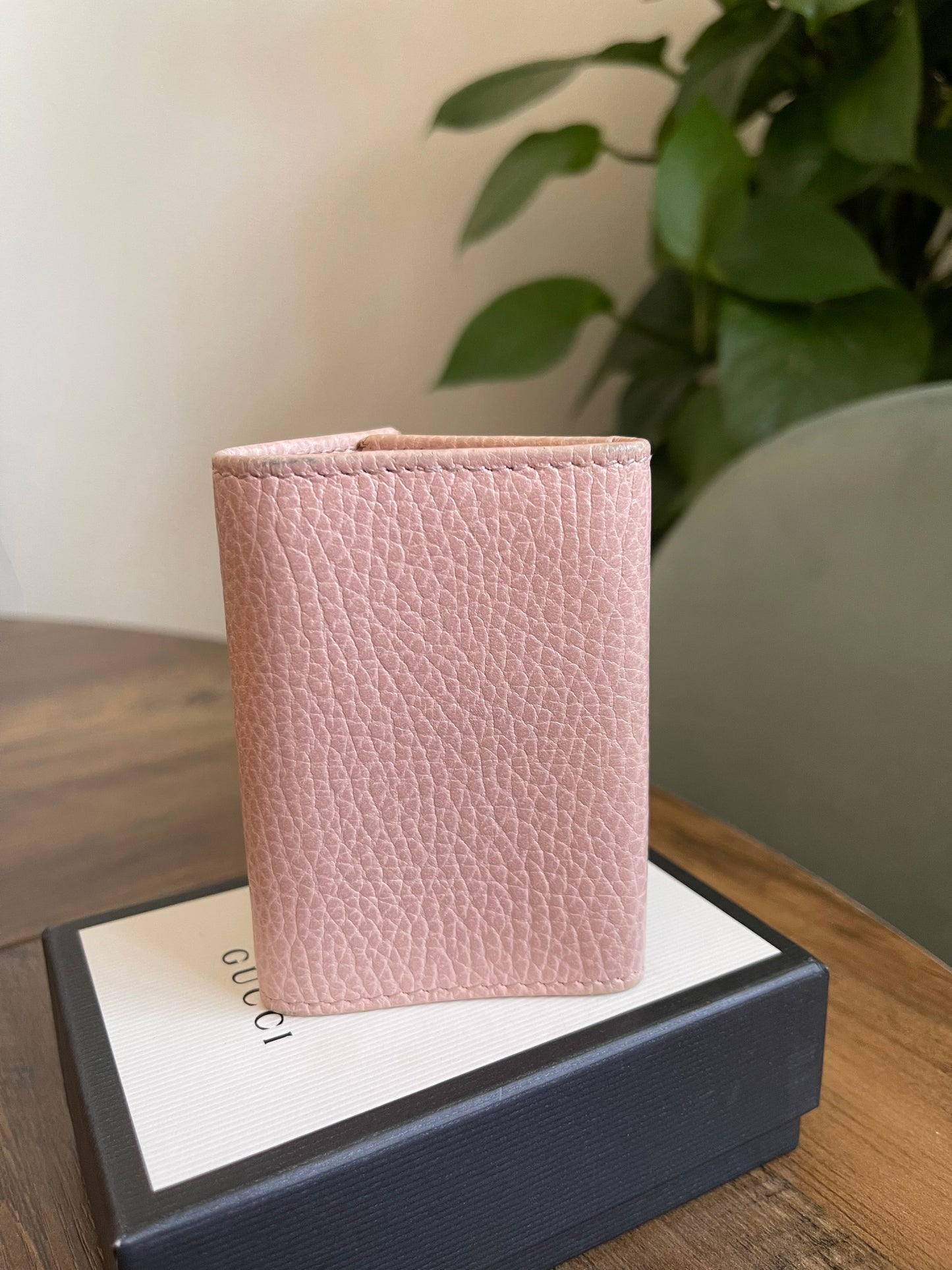 PINK GUCCI KEY HOLDER