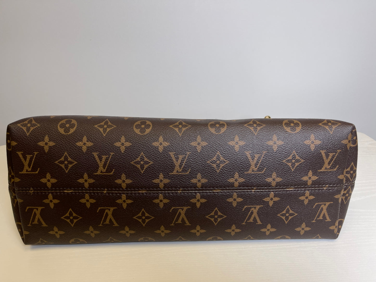 LOUIS VUITTON GRACEFUL MM