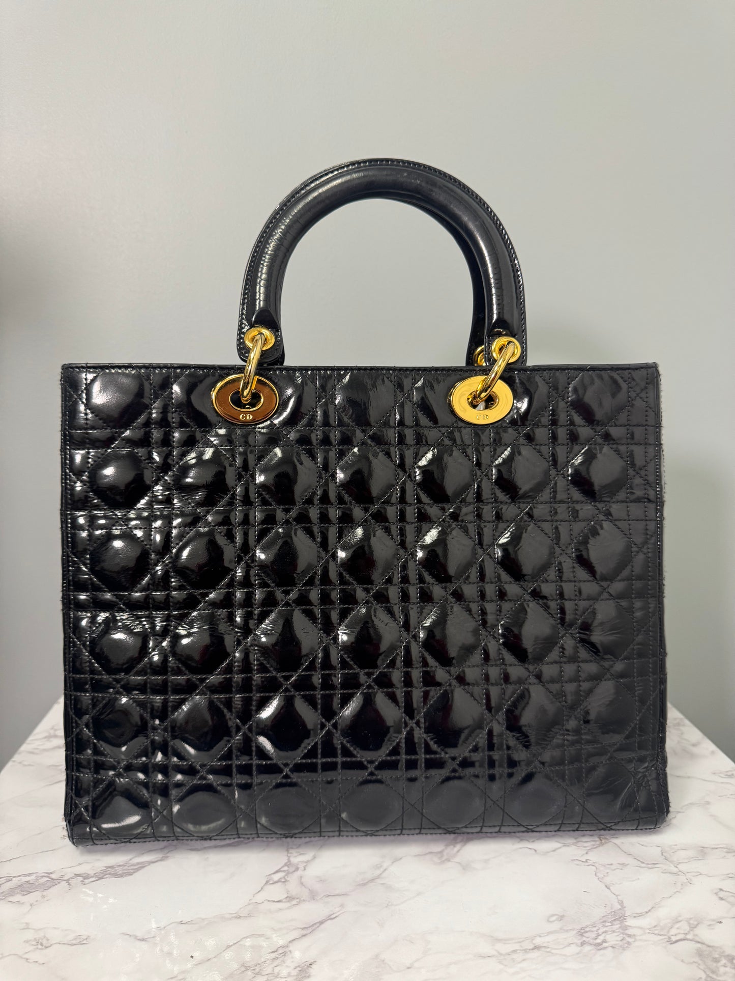 LADY DIOR BLACK PATENT LEATHER WITH GOLD HARDWARE LARGE