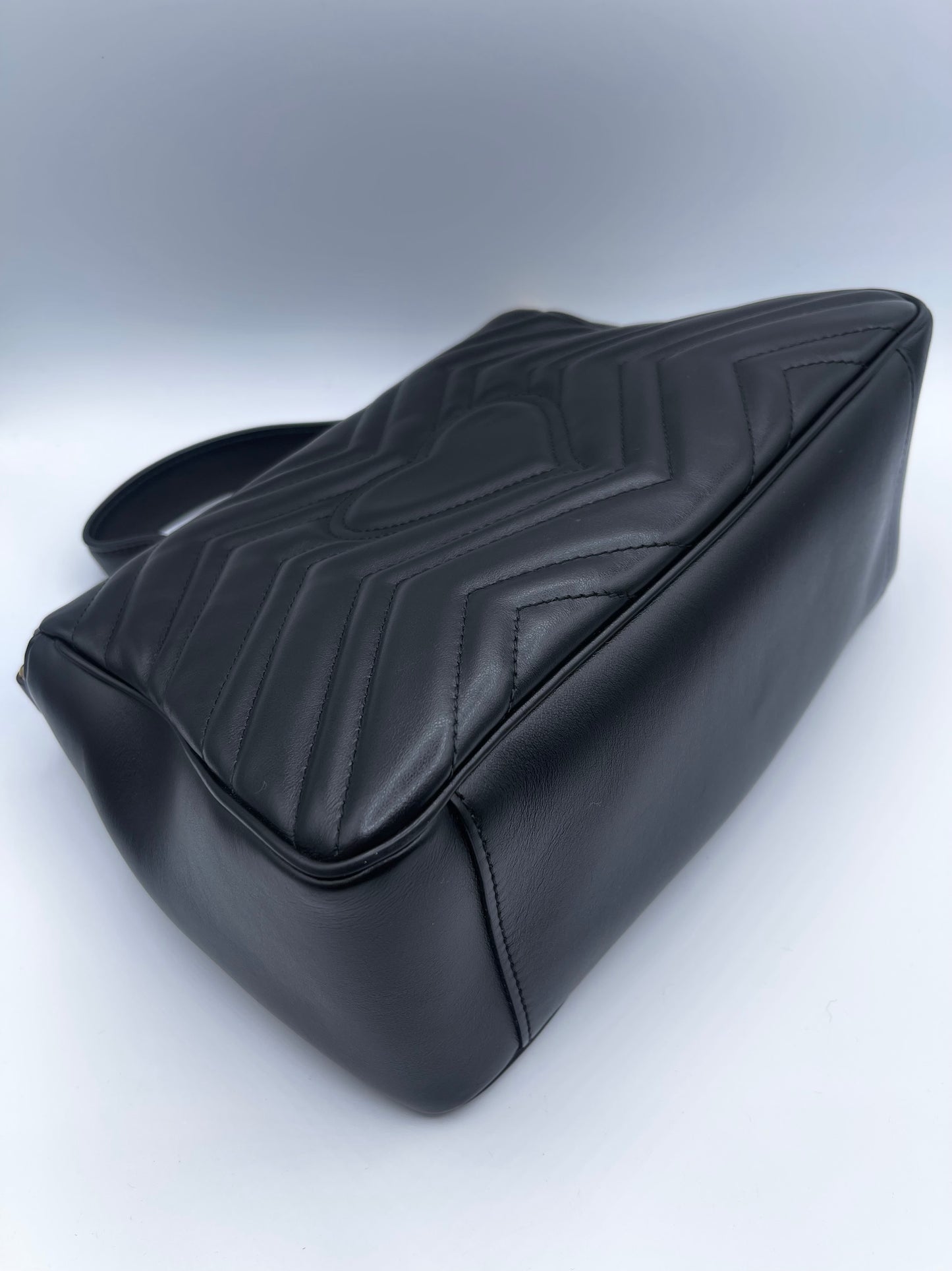 GUCCI CALFSKIN MATELASSE SMALL WITH CROSSBODY STRAP