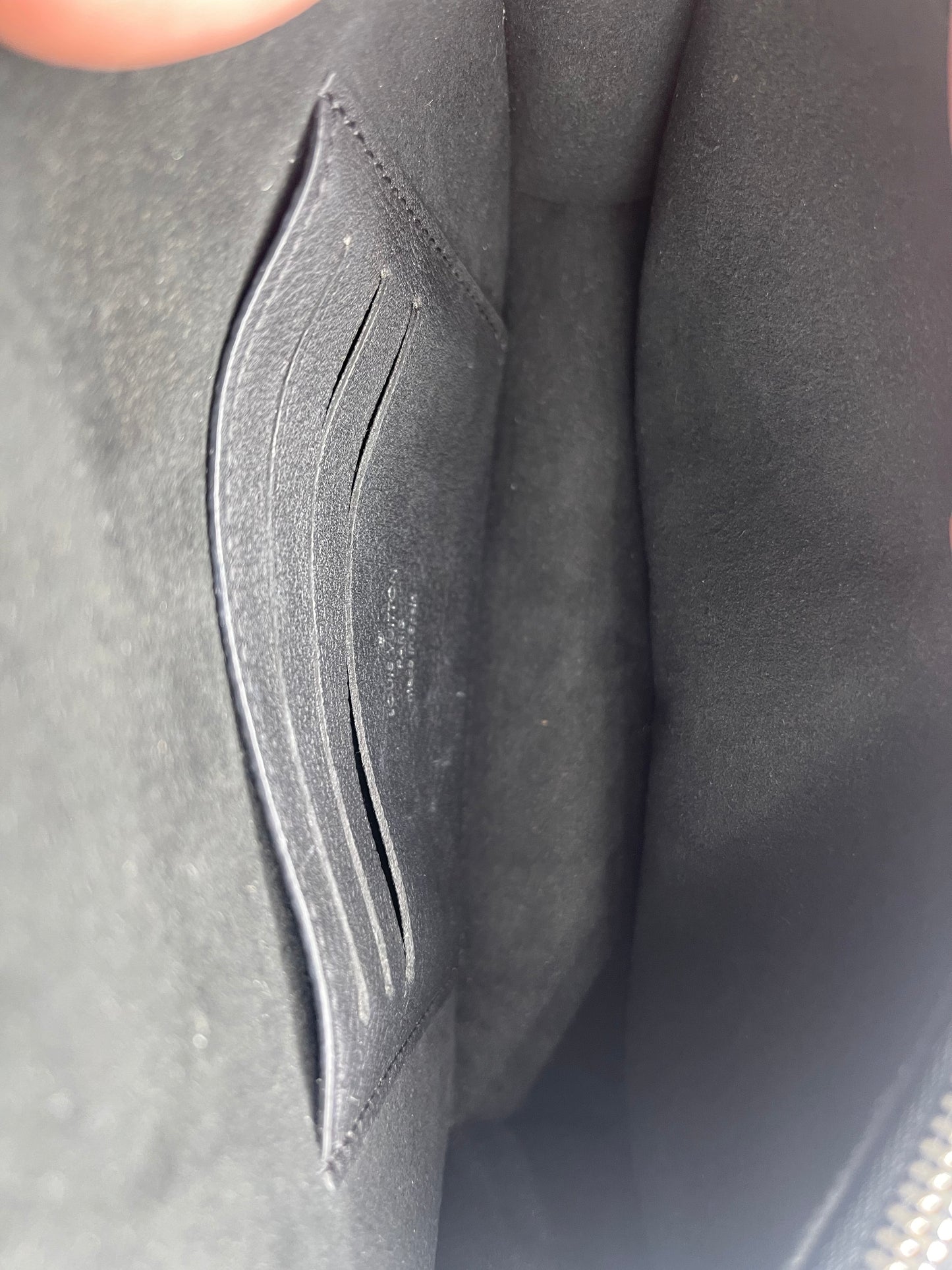 LOUIS VUITTON CALFSKIN LOCKME CHAIN POCHETTE BLACK