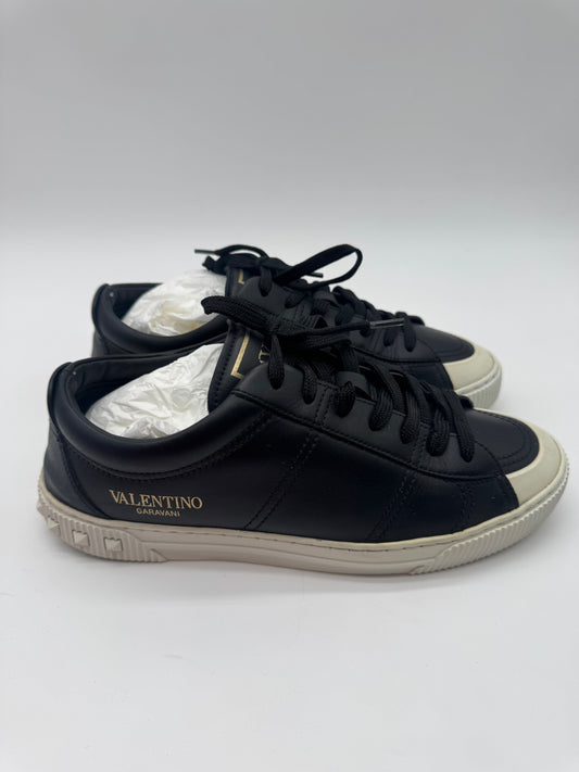 VALENTINO MEN’S SHOES SIZE 40
