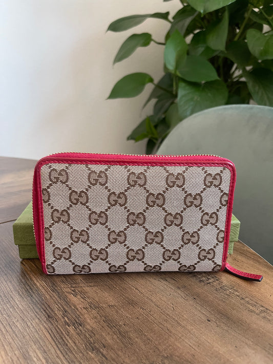 RED ZIPPY GUCCI WALLET