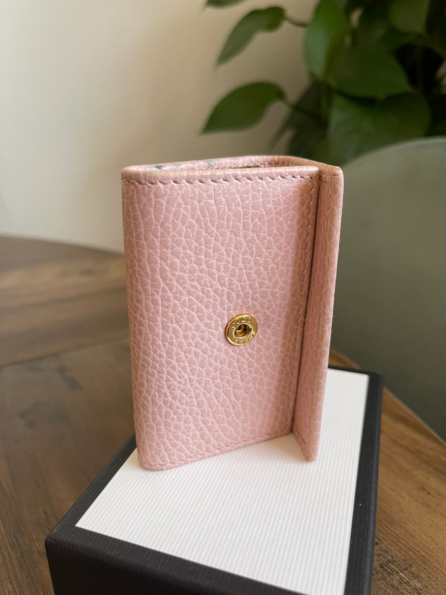PINK GUCCI KEY HOLDER
