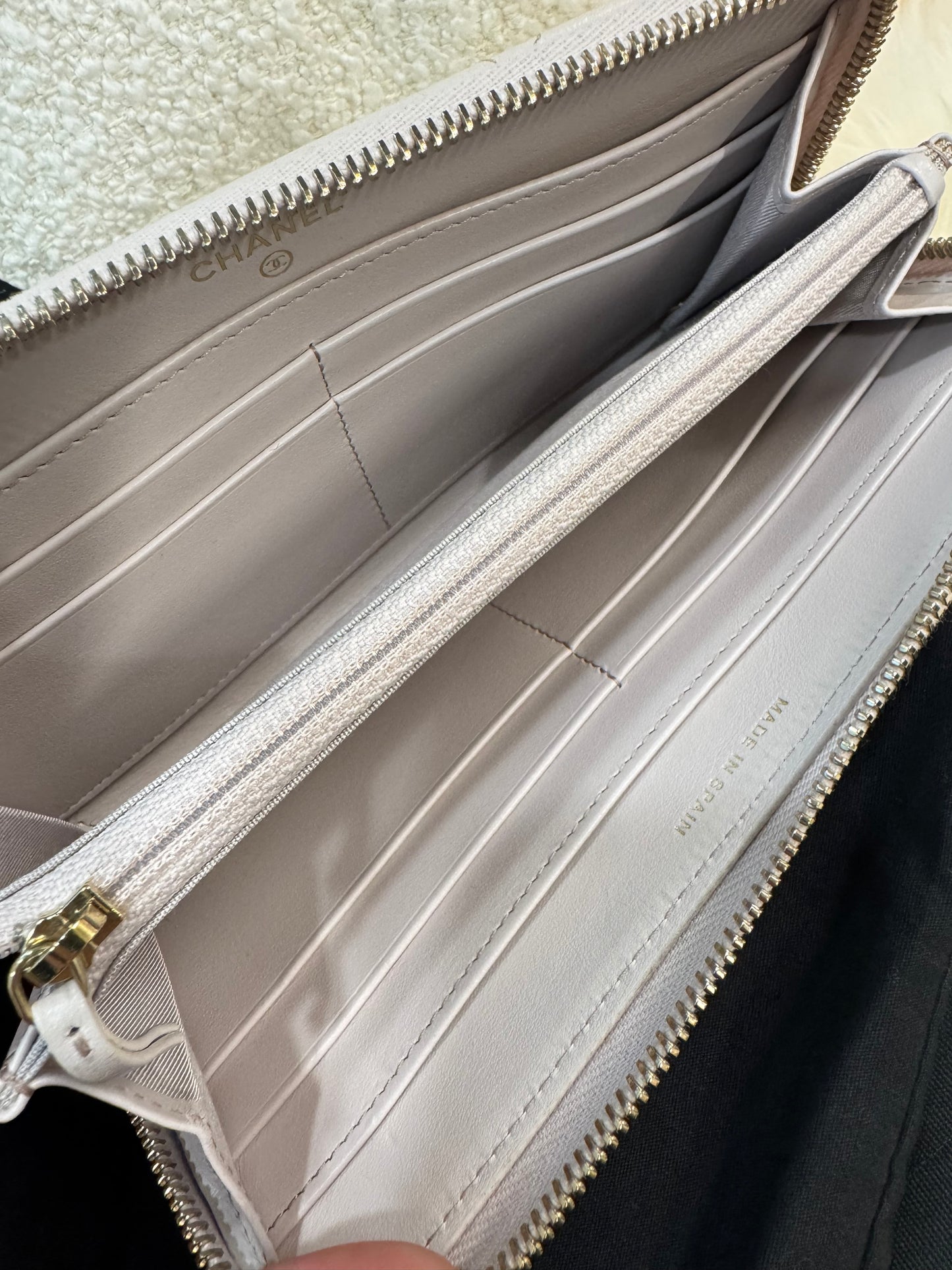 CHANEL LAMBSKIN LILAC GOLD HARDWARE