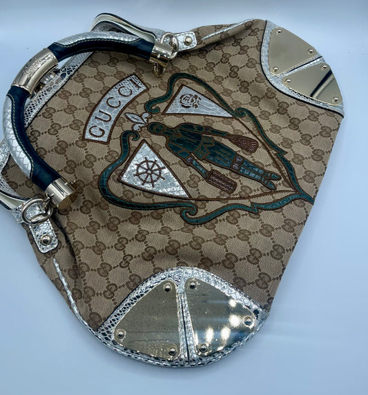 GUCCI MONOGRAM INDY SHOULDER BAG