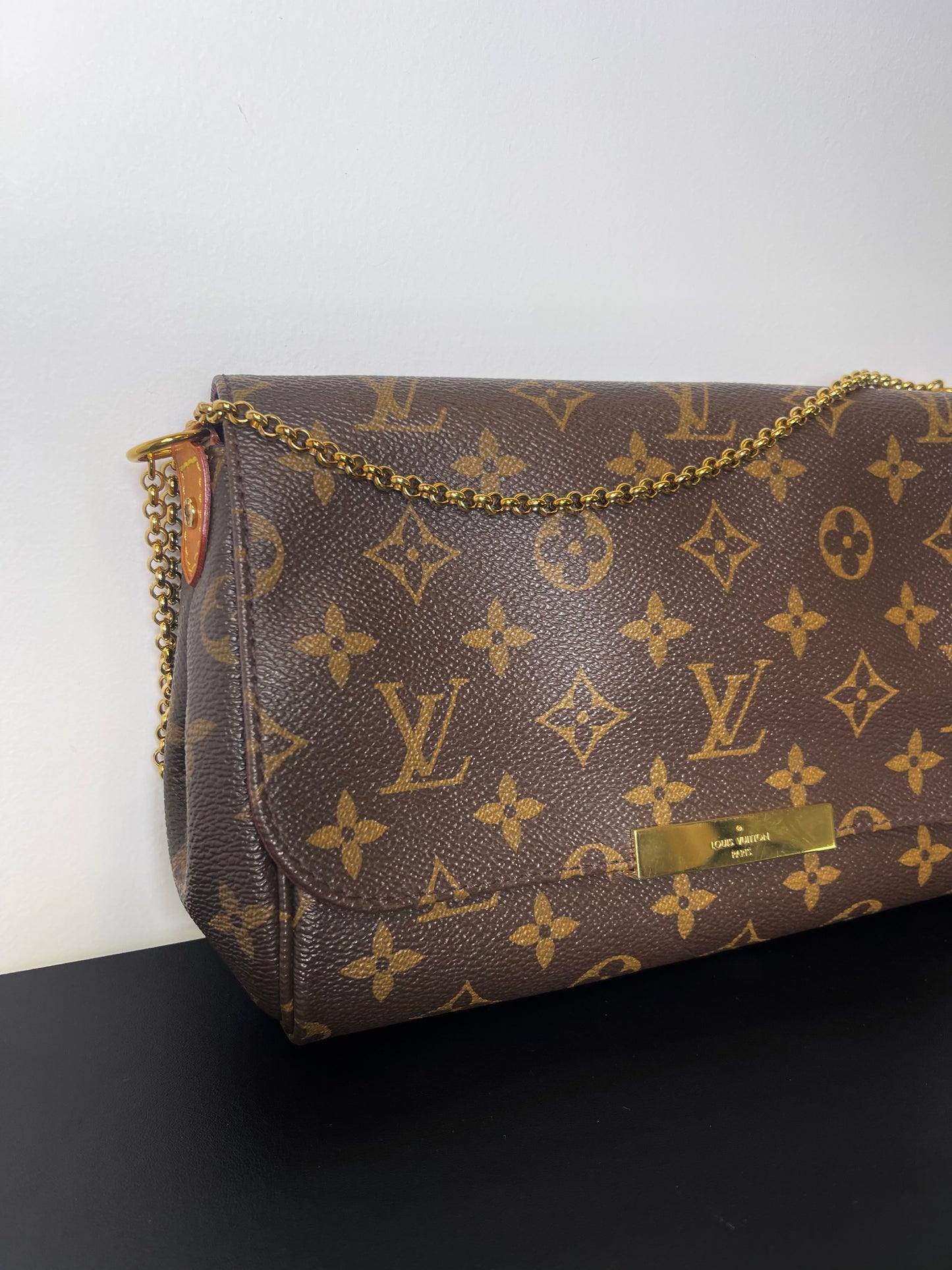 LOUIS VUITTON MM MONOGRAM FAVORITE