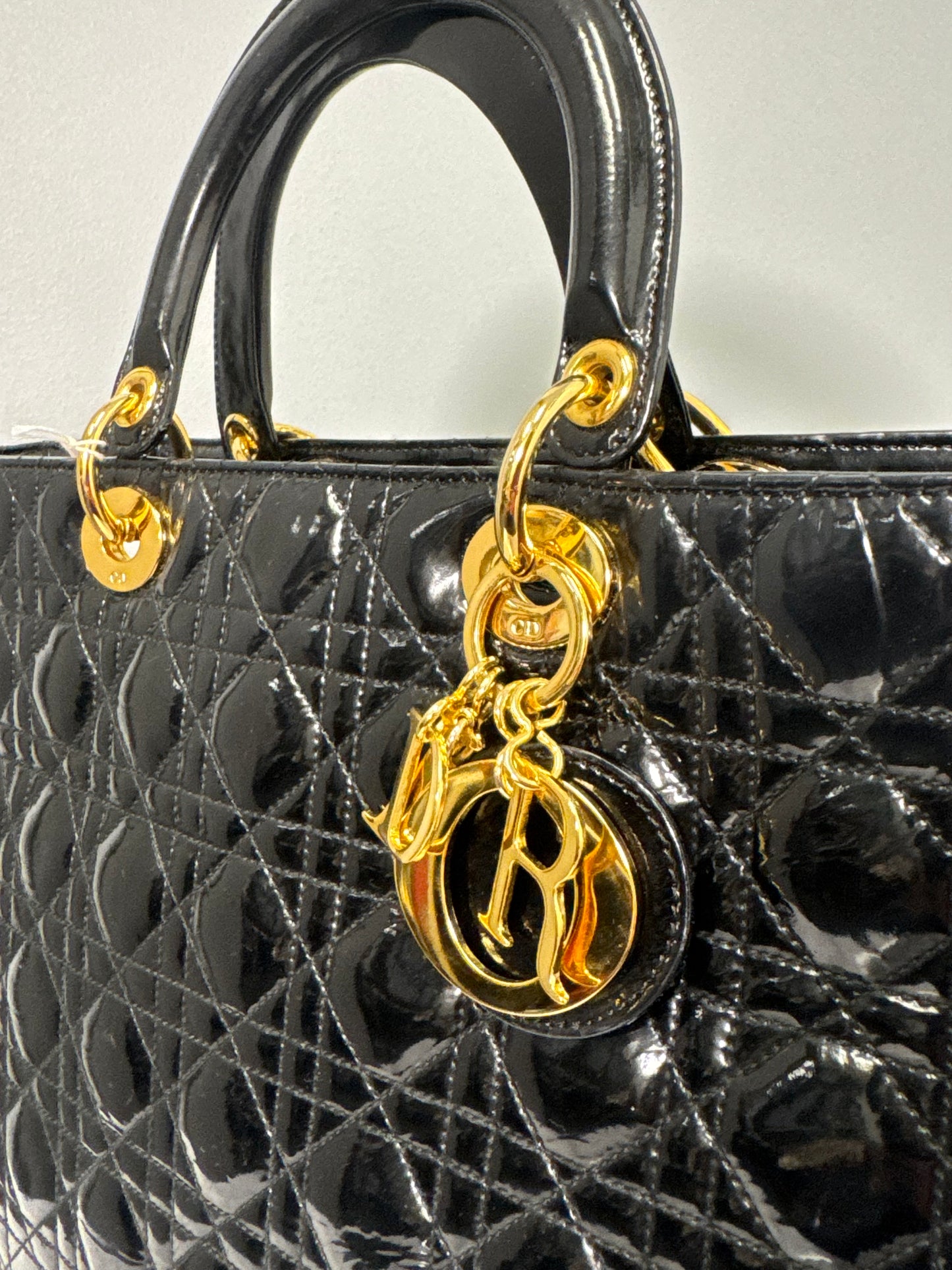 LADY DIOR BLACK PATENT LEATHER WITH GOLD HARDWARE LARGE