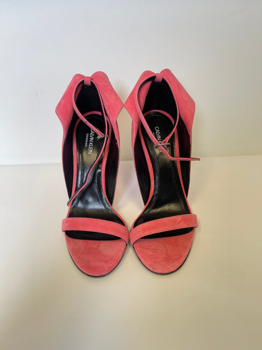CALVIN KELIN SPECIAL EDITION PINK PUMPS SIZE 7