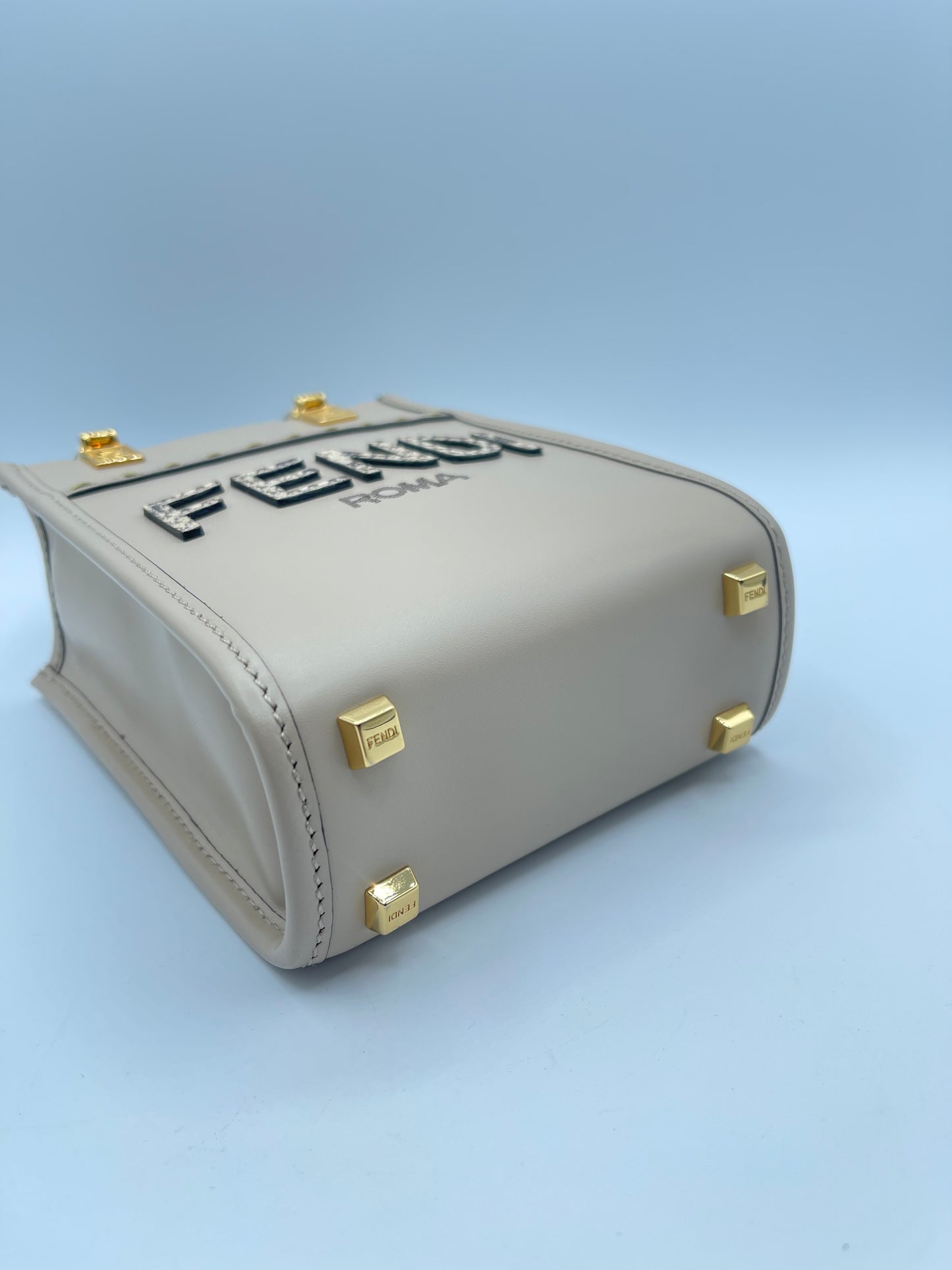 FENDI CROSSBODY (More photos coming soon!)