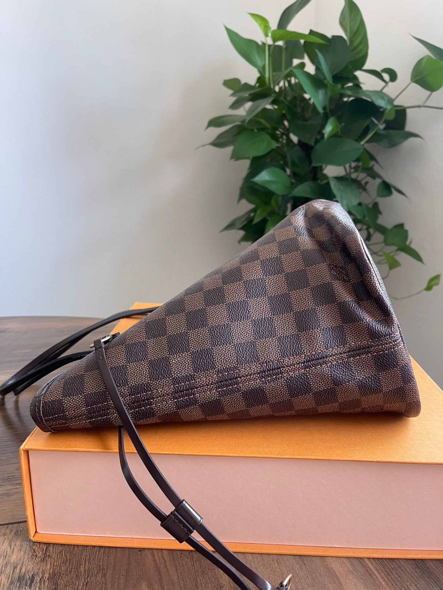 LV DAMIER EBENE PINK INTERIOR WITHOUT POUCH PRE-OWED