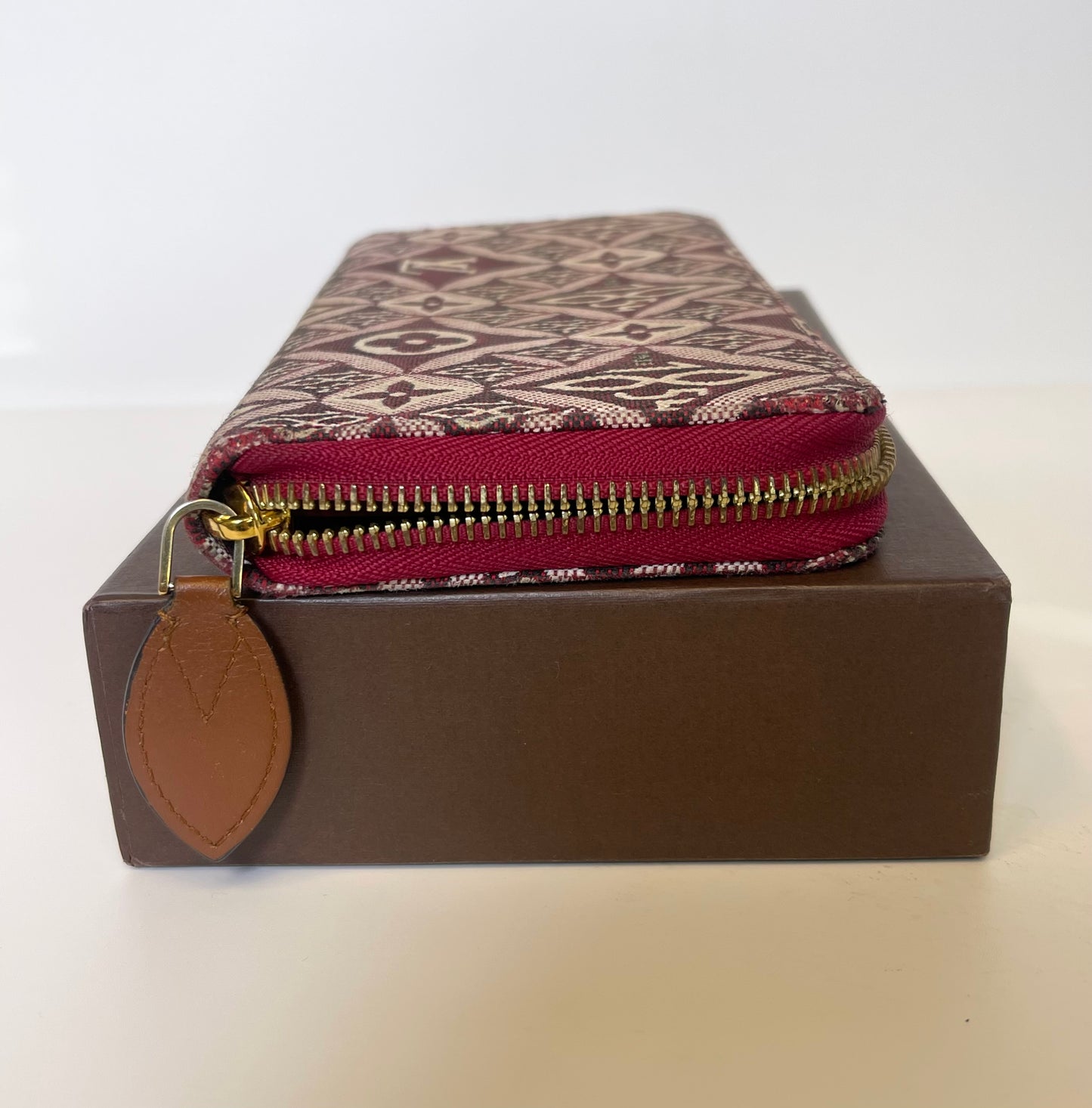 LOUIS VUITTON 1854 JACQUARD COLLECTION ZIPPY WALLET