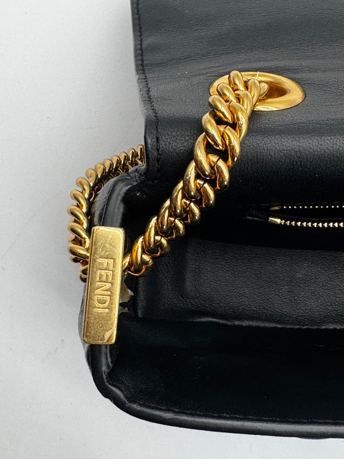 BLACK FENDI BAGUETTE (NEW ARRIVAL!)