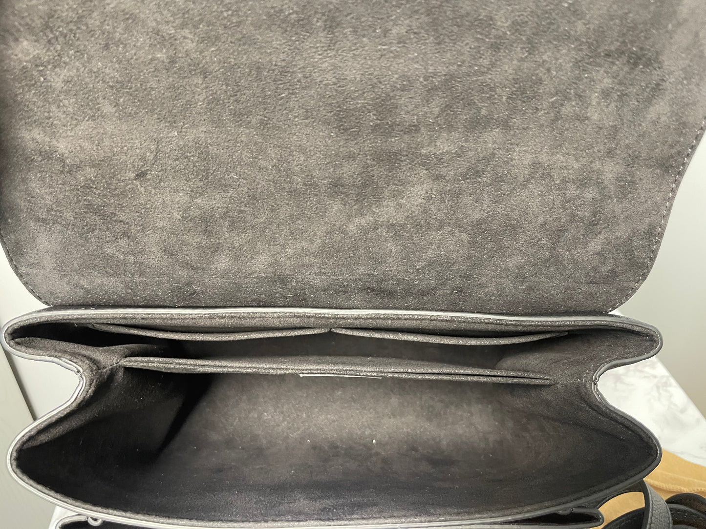 LOUIS VUITTON LOCKME BAG BLACK