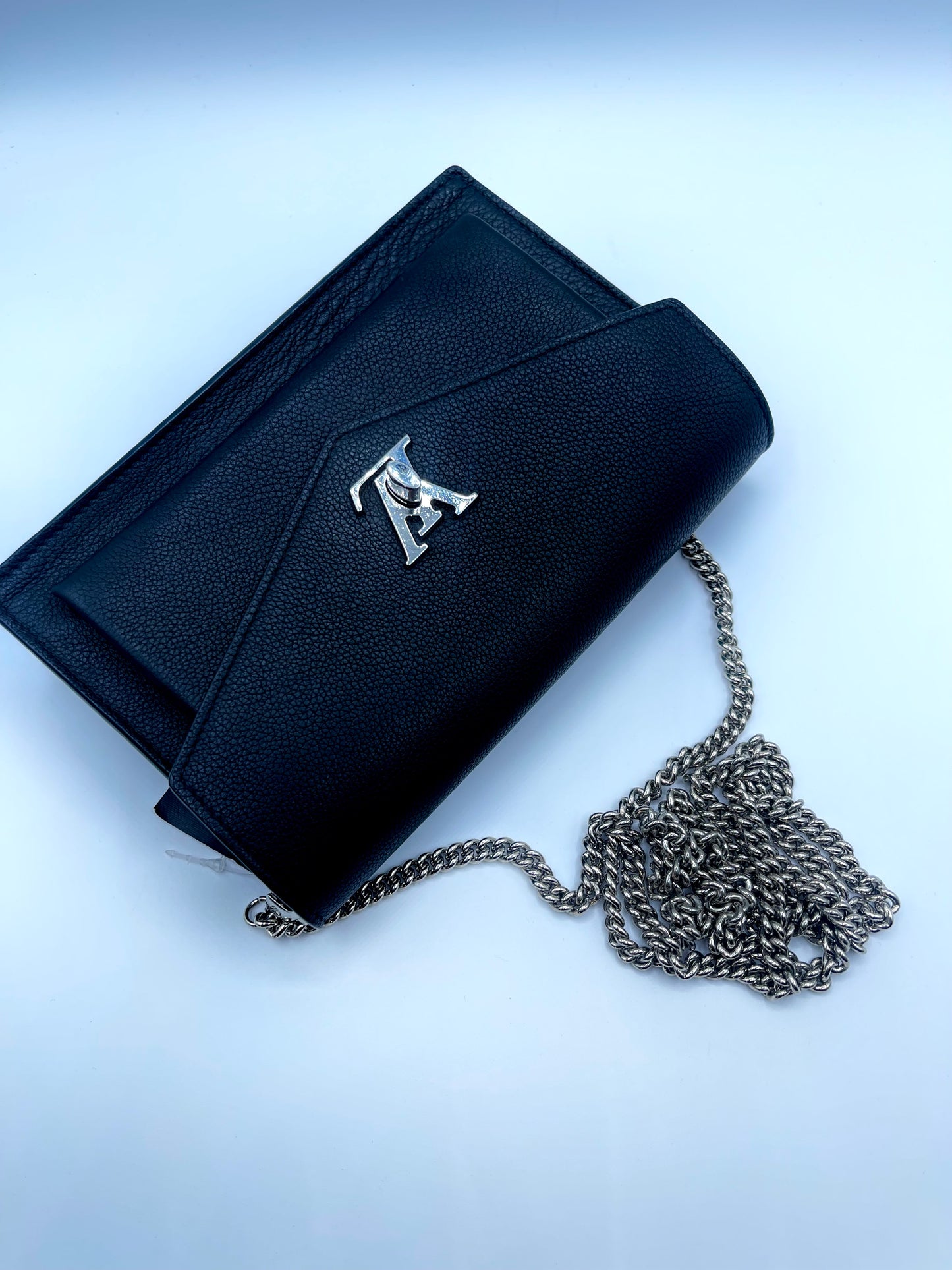LOUIS VUITTON CALFSKIN LOCKME CHAIN POCHETTE BLACK