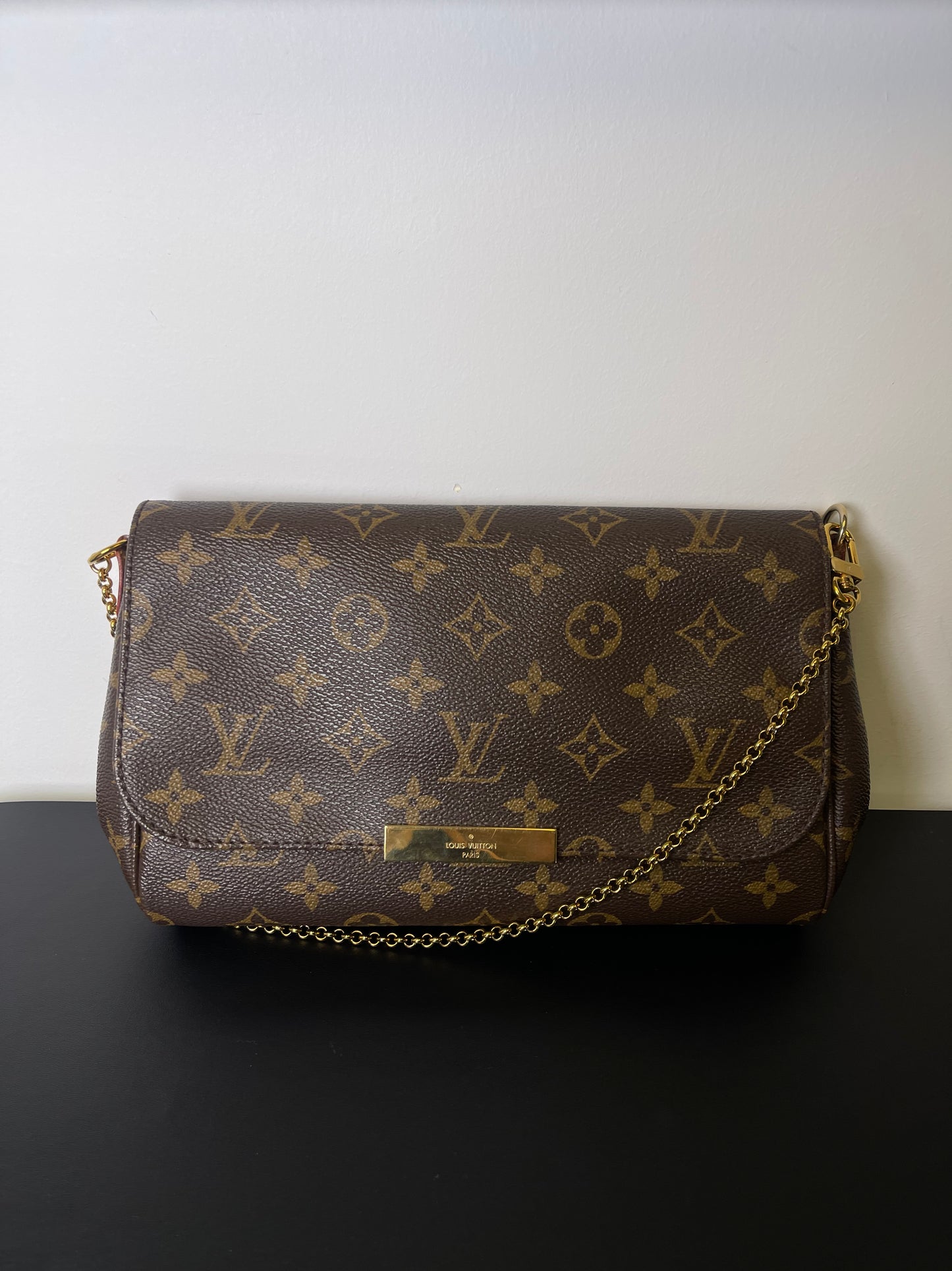 LOUIS VUITTON MM MONOGRAM FAVORITE