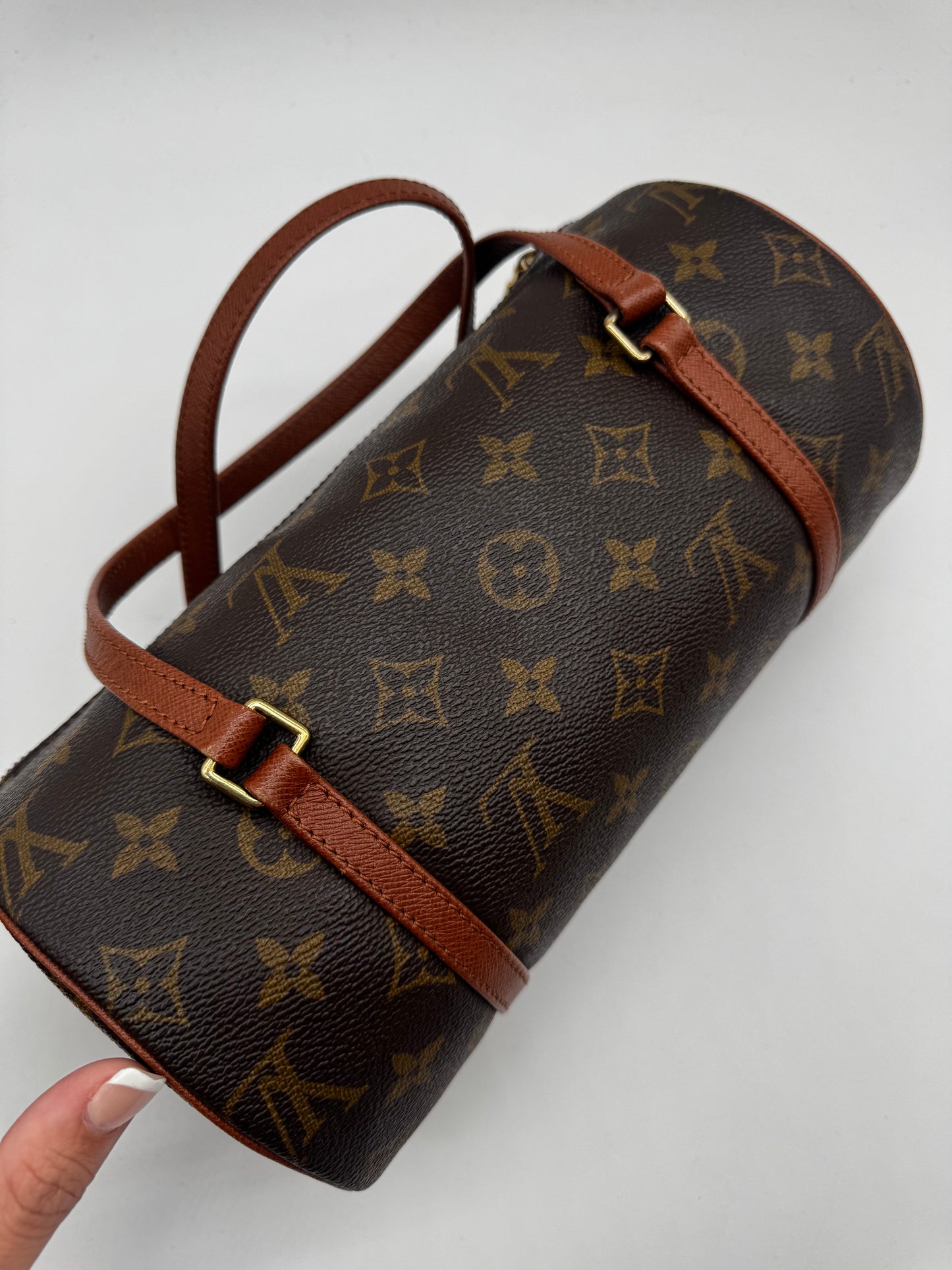 LOUIS VUITTON PAPILLON 26 MONOGRAM