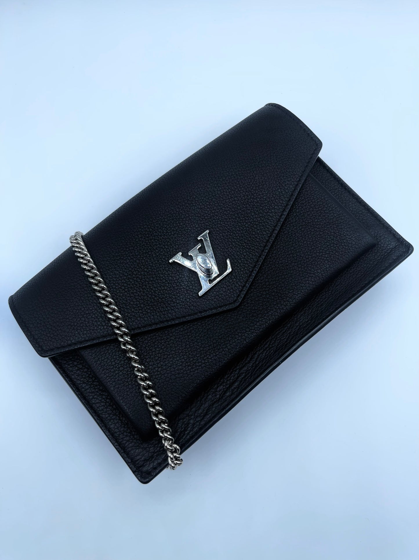 LOUIS VUITTON CALFSKIN LOCKME CHAIN POCHETTE BLACK