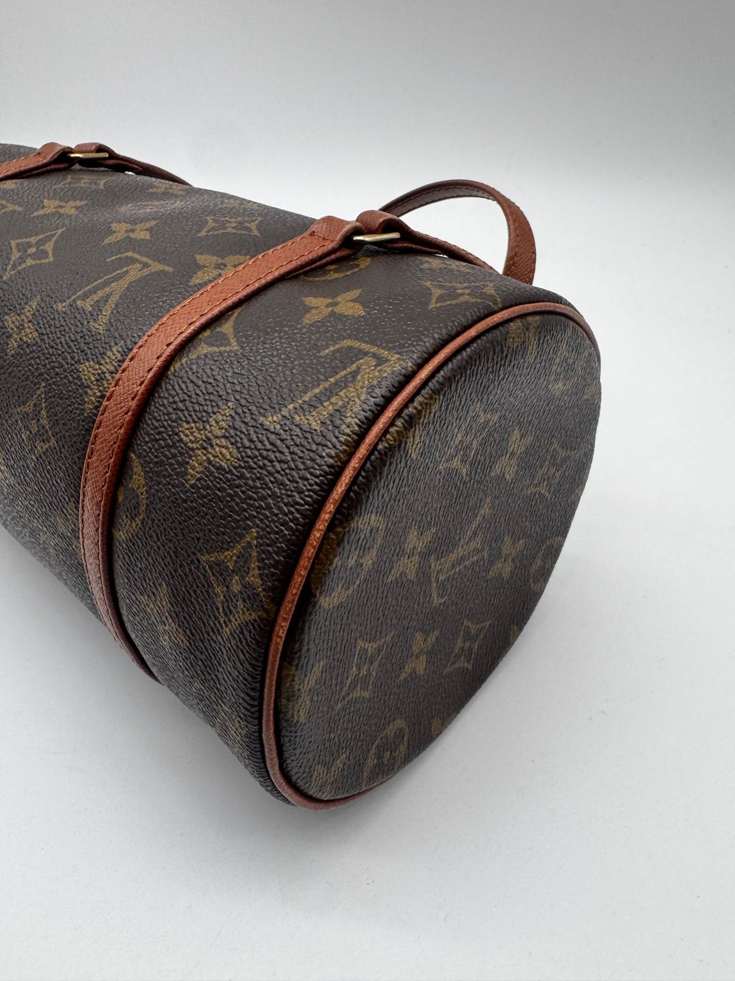 LOUIS VUITTON PAPILLON 26 MONOGRAM