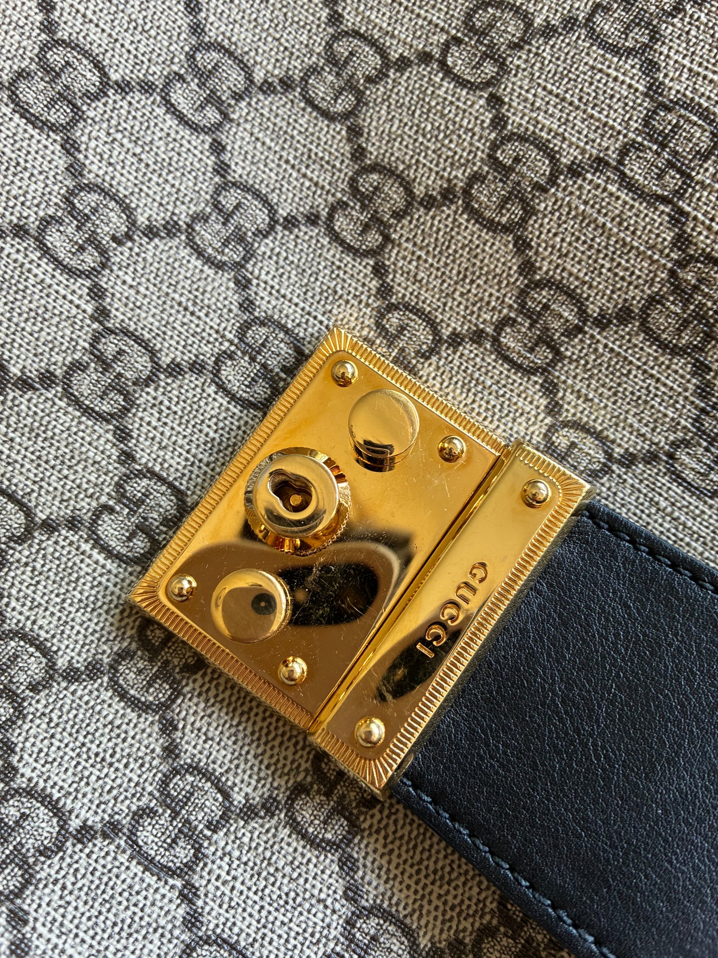 BLACK GUCCI PADLOCK TOTE