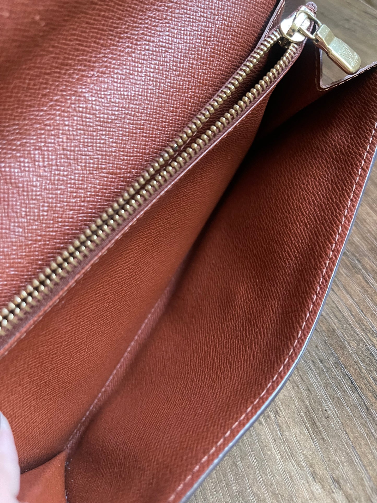 LOUIS VUITTON NEO NOE WITH GIFT