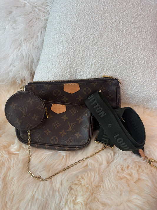 Louis Vuitton Multi Pochette Accessories
