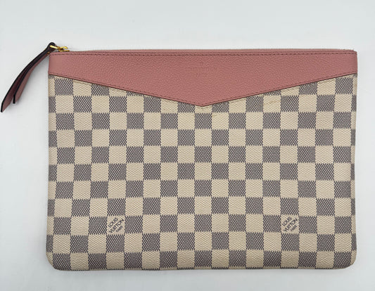 LOUIS VUITTON TOILETRY POUCH AZUR DAMIER PINK INTERIOR
